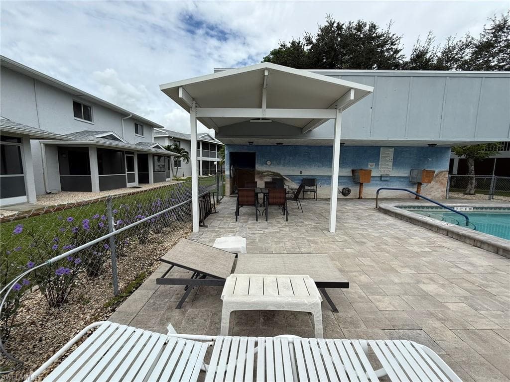 5023 SW 16th PL 101-21
