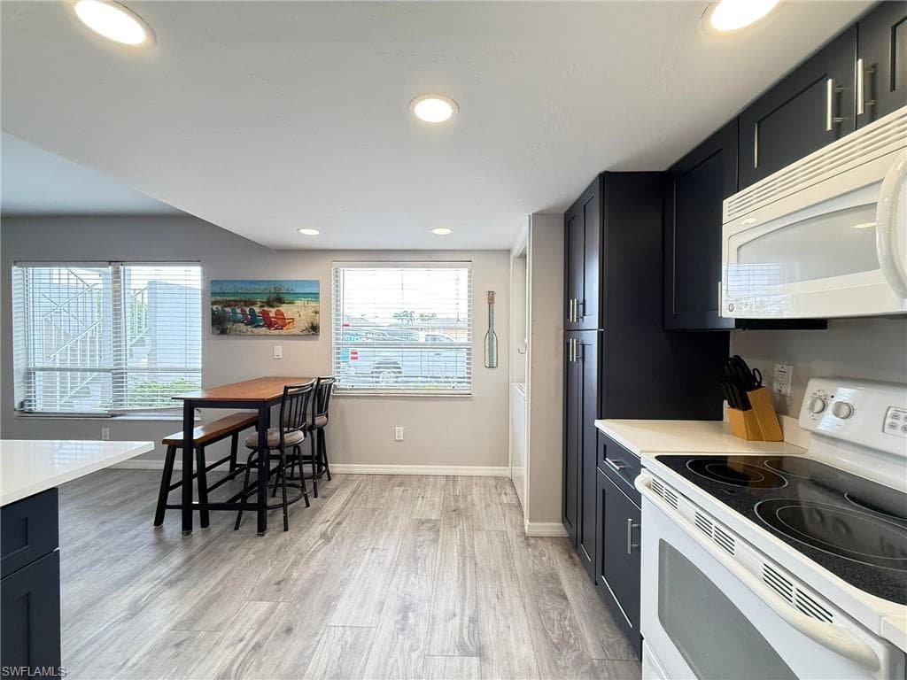5023 SW 16th PL 101-6