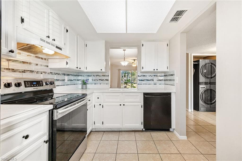 423 Cape Coral PKWY W 102-4