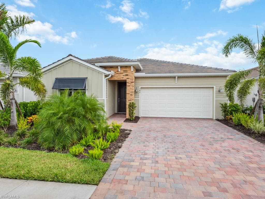 342 Deauville LOOP, NAPLES FL 34114-13