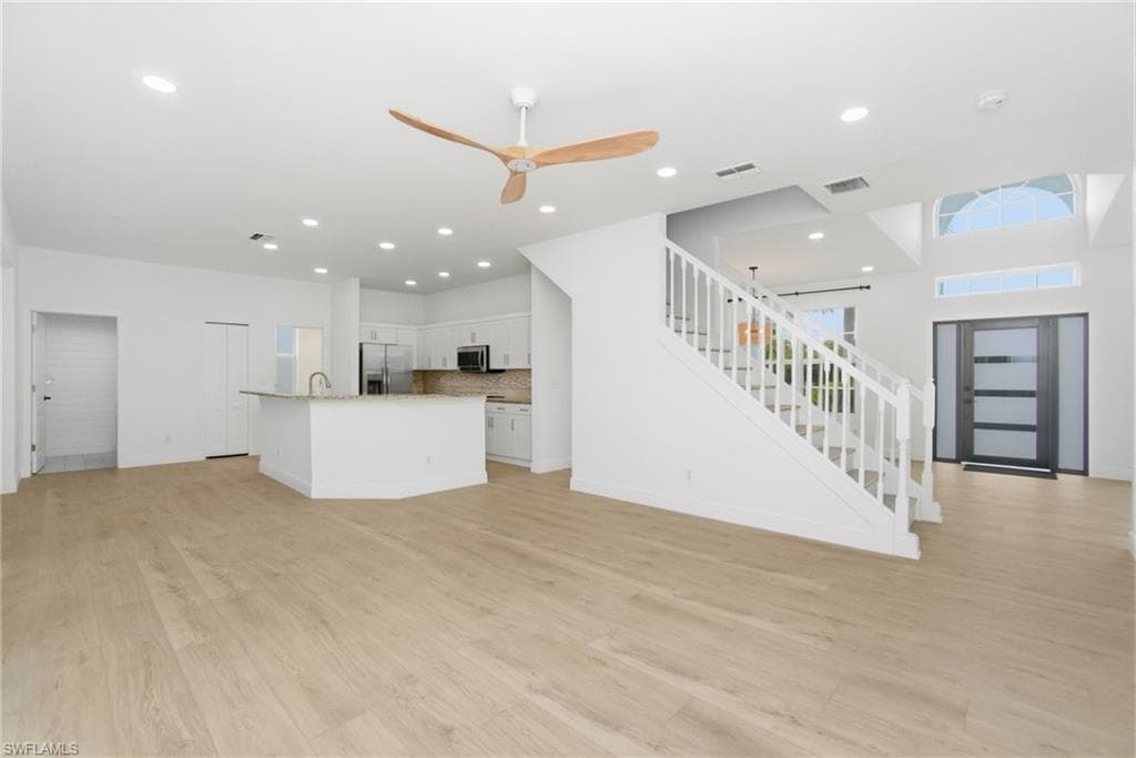 21314 Braxfield LOOP, ESTERO FL 33928-9