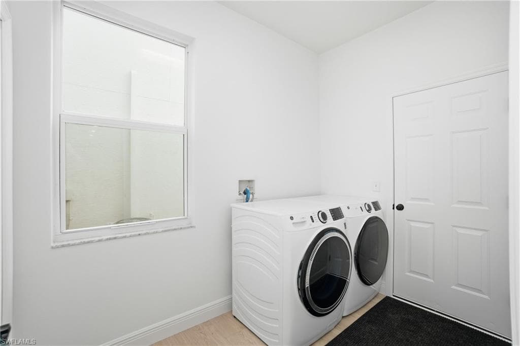 21314 Braxfield LOOP, ESTERO FL 33928-34