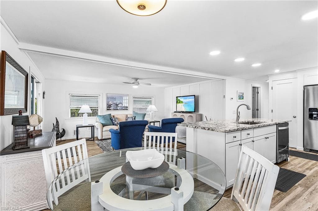 64 Sturbridge LN, FORT MYERS FL 33908-16