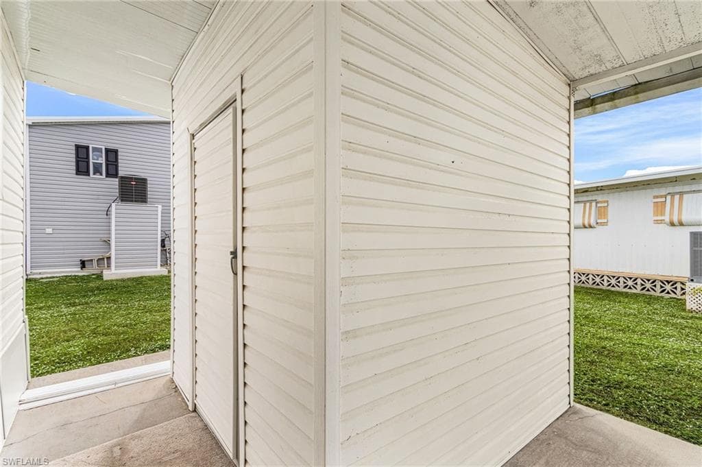 64 Sturbridge LN, FORT MYERS FL 33908-6