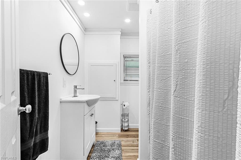 64 Sturbridge LN, FORT MYERS FL 33908-19