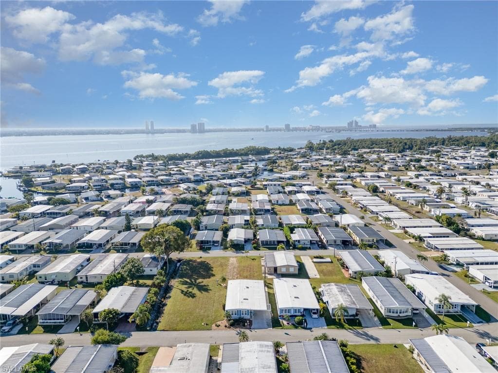 5508 Colonial RD, NORTH FORT MYERS FL 33917-26
