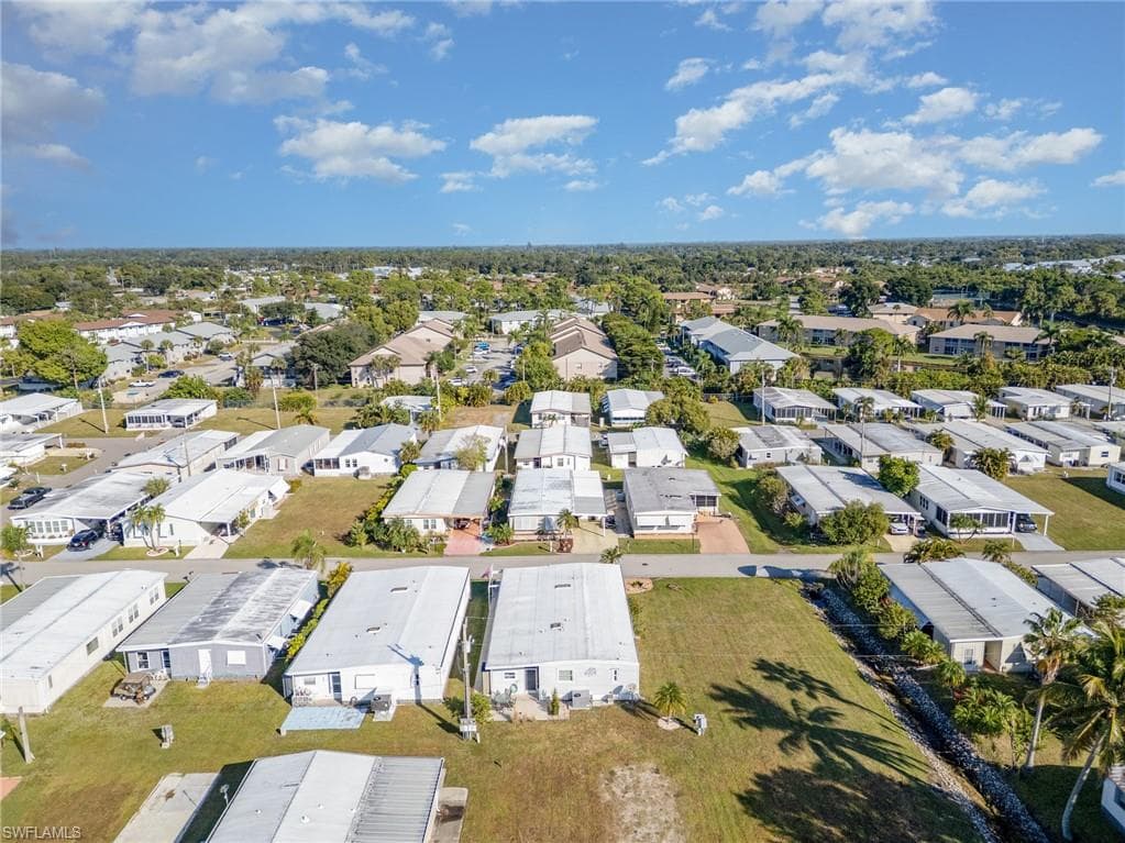 5508 Colonial RD, NORTH FORT MYERS FL 33917-25