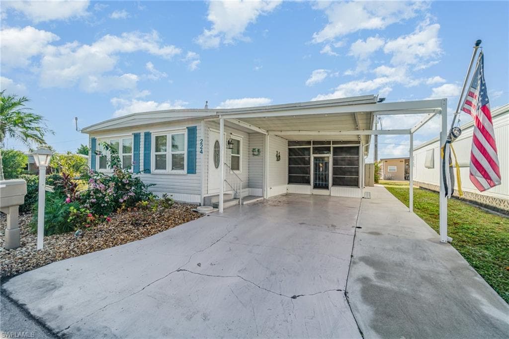 5508 Colonial RD, NORTH FORT MYERS FL 33917-29