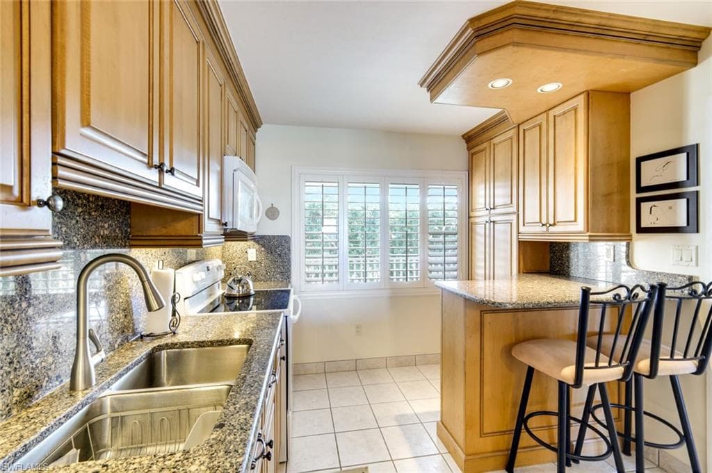200 Periwinkle WAY 214-12