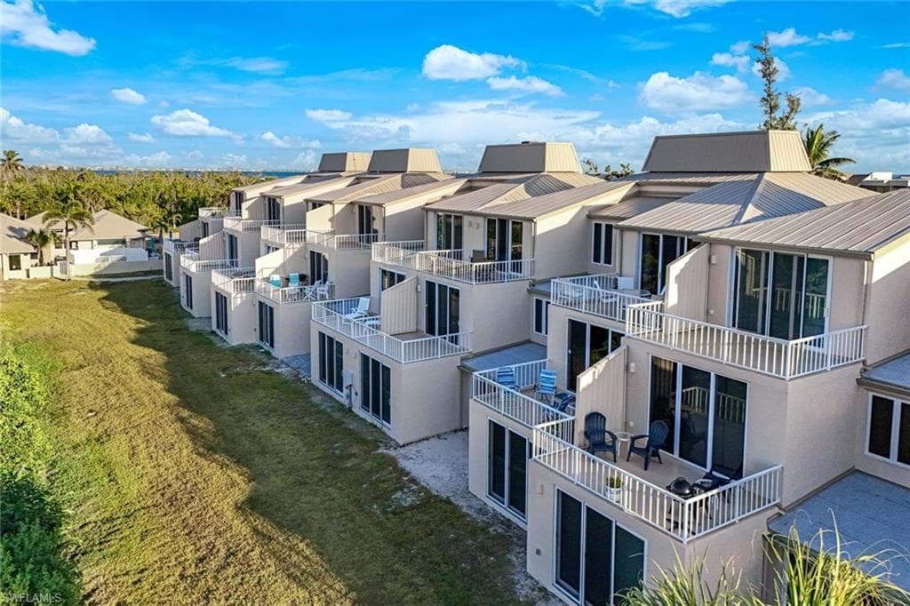 200 Periwinkle WAY 214-31