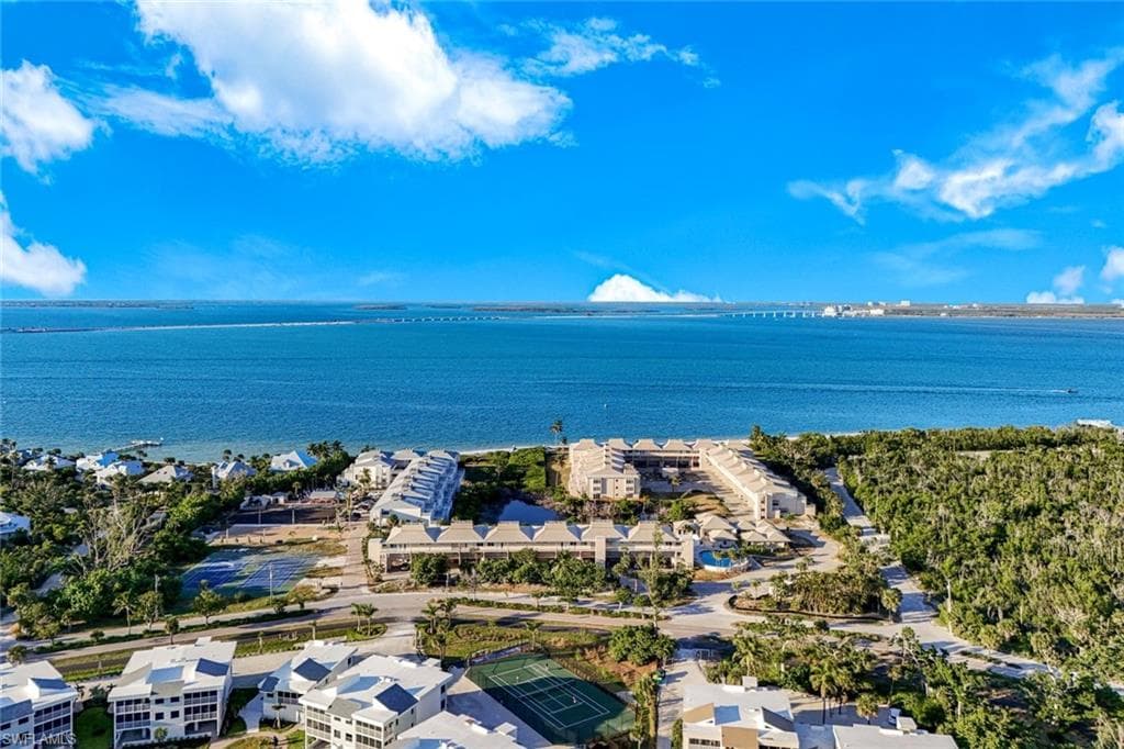 200 Periwinkle WAY 214-32