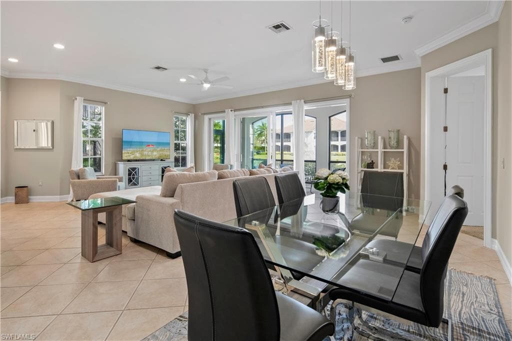 5025 Blauvelt WAY # 101, NAPLES FL 34105-3