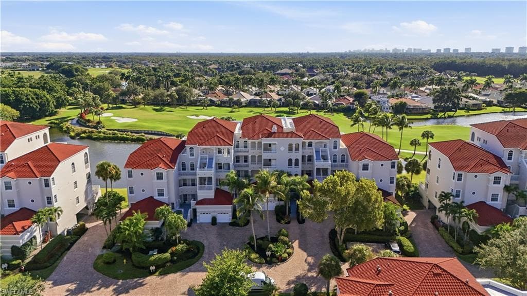 1600 Clermont DR # 302, NAPLES FL 34109-22