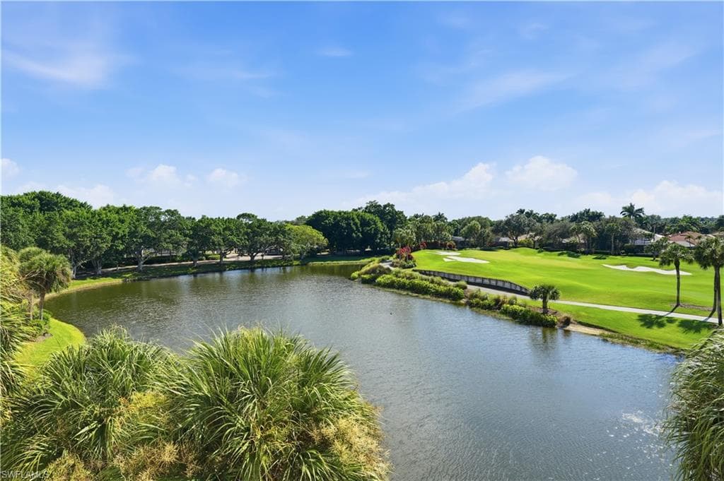 1600 Clermont DR # 302, NAPLES FL 34109-21