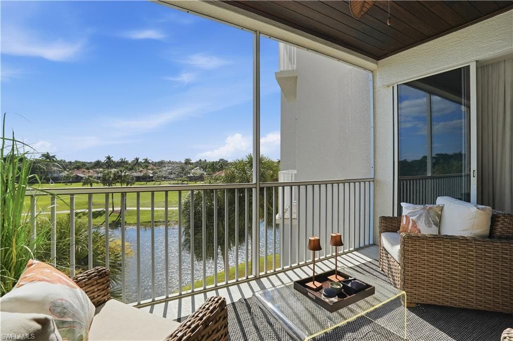 1600 Clermont DR # 302, NAPLES FL 34109-19