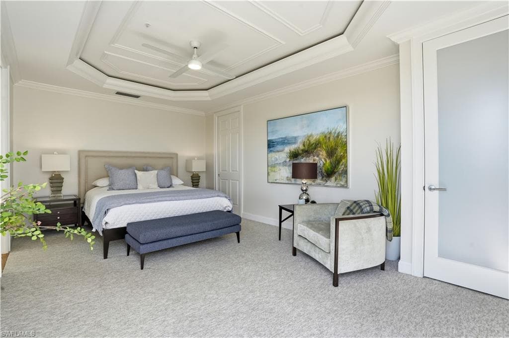1600 Clermont DR # 302, NAPLES FL 34109-9
