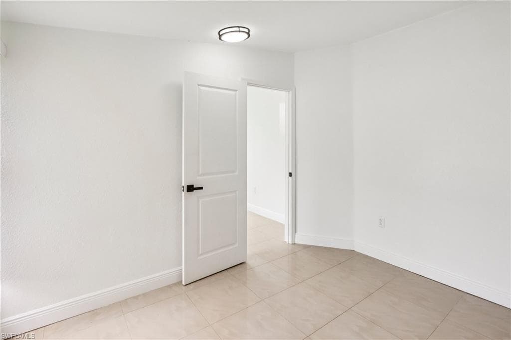 89 Cabana AVE, NORTH FORT MYERS FL 33903-5