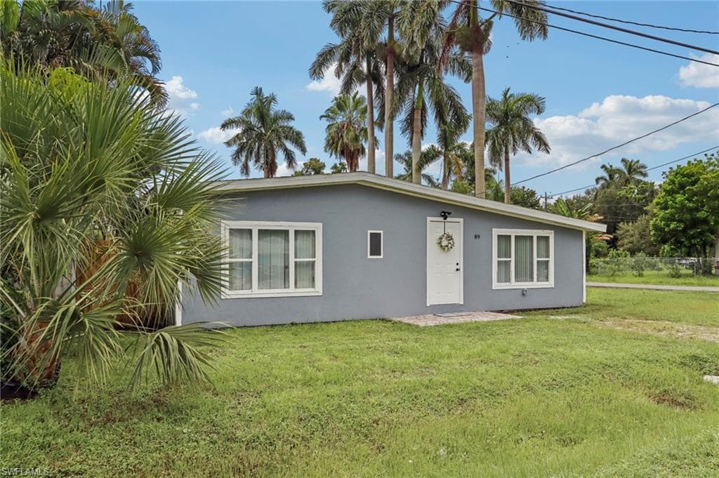 89 Cabana AVE, NORTH FORT MYERS FL 33903-25