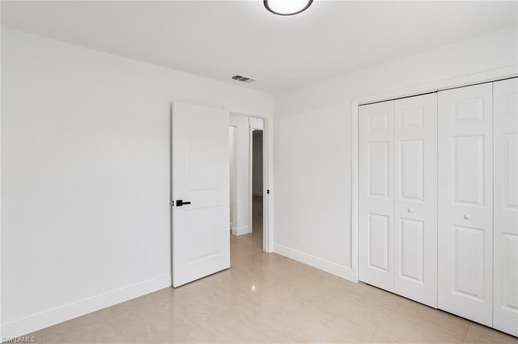 89 Cabana AVE, NORTH FORT MYERS FL 33903-18