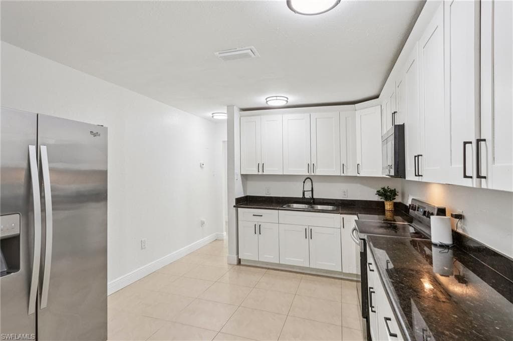 89 Cabana AVE, NORTH FORT MYERS FL 33903-3