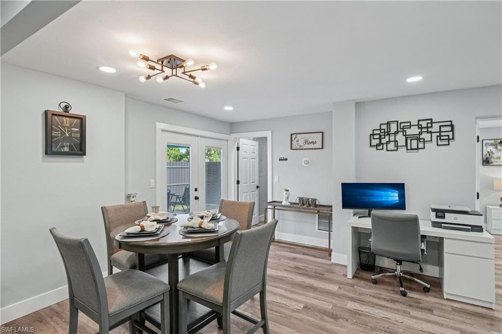 92 Oak ST, NORTH FORT MYERS FL 33903-5