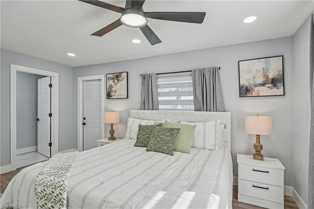 92 Oak ST, NORTH FORT MYERS FL 33903-15