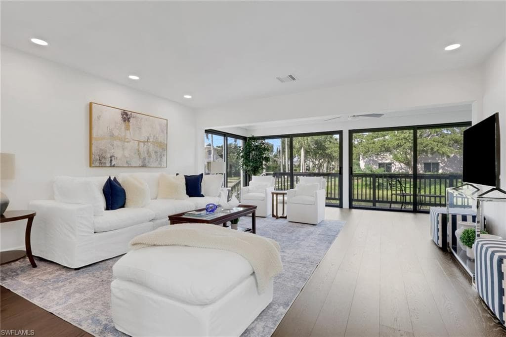 605 8th AVE S 605-13