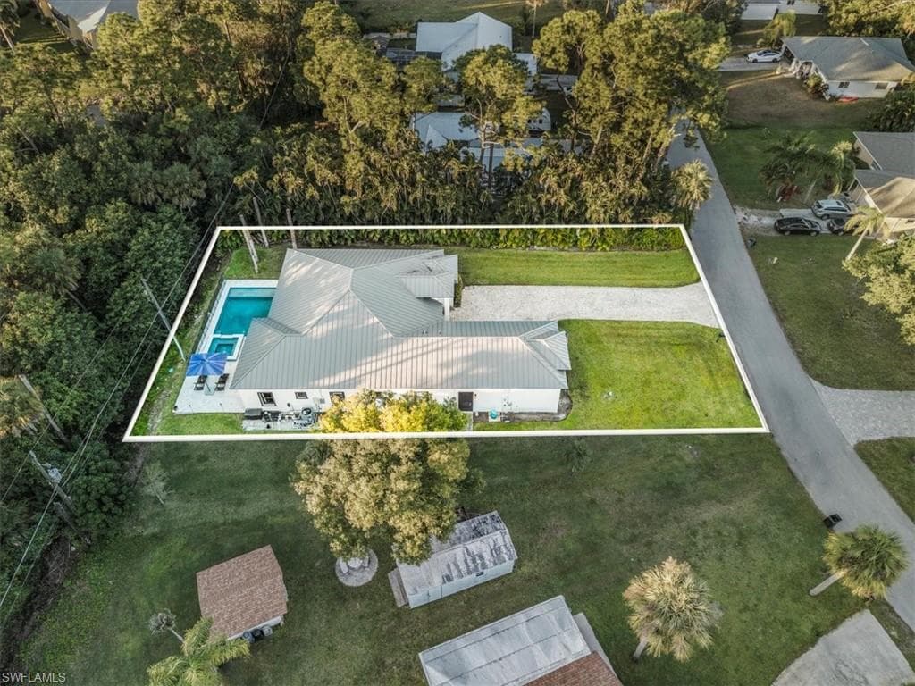 28033 Oak LN, BONITA SPRINGS FL 34135-41