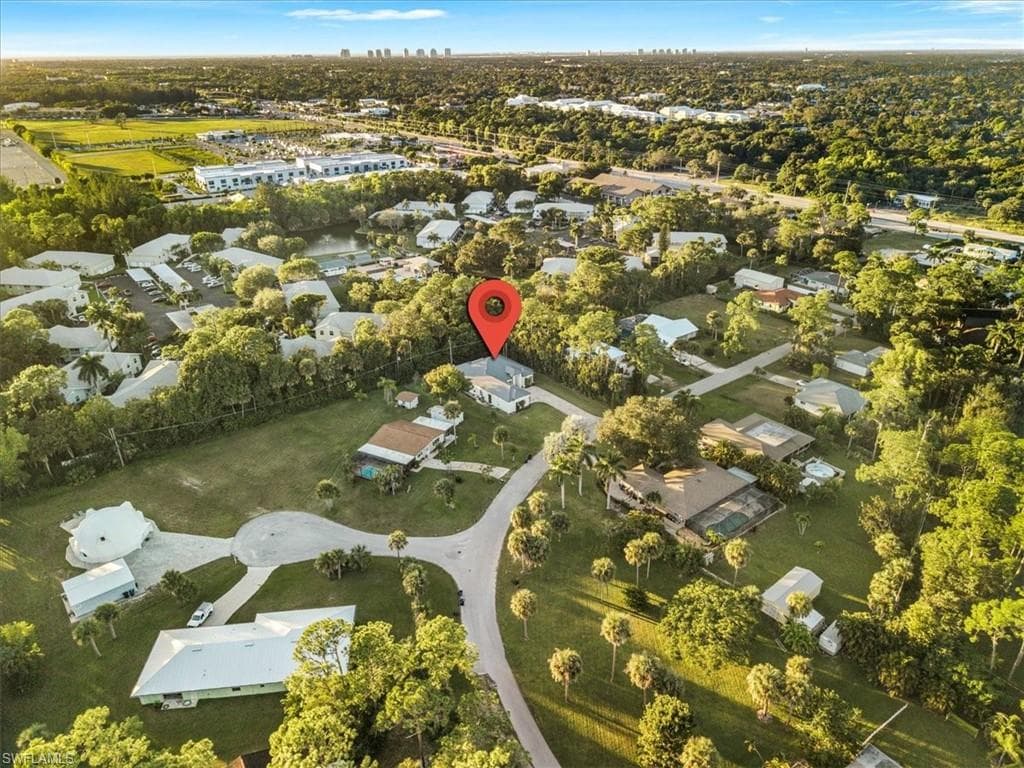 28033 Oak LN, BONITA SPRINGS FL 34135-42