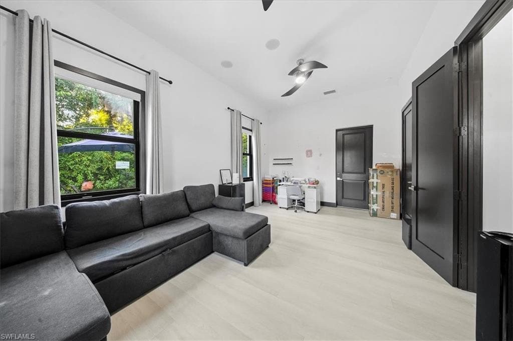 28033 Oak LN, BONITA SPRINGS FL 34135-23