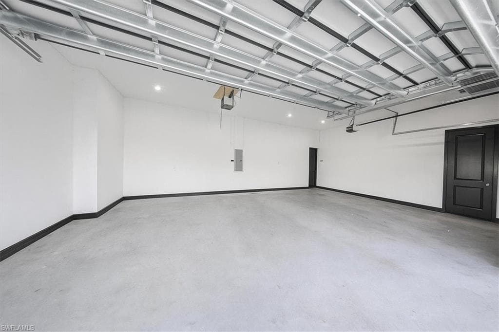 28033 Oak LN, BONITA SPRINGS FL 34135-36