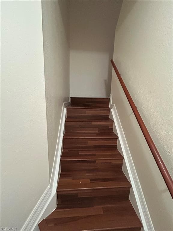 8159 Pacific Beach DR, FORT MYERS FL 33966-7