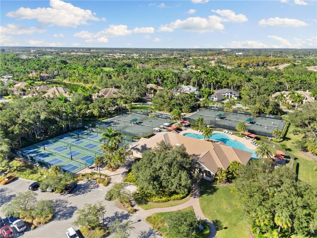 13796 Woodhaven CIR-31