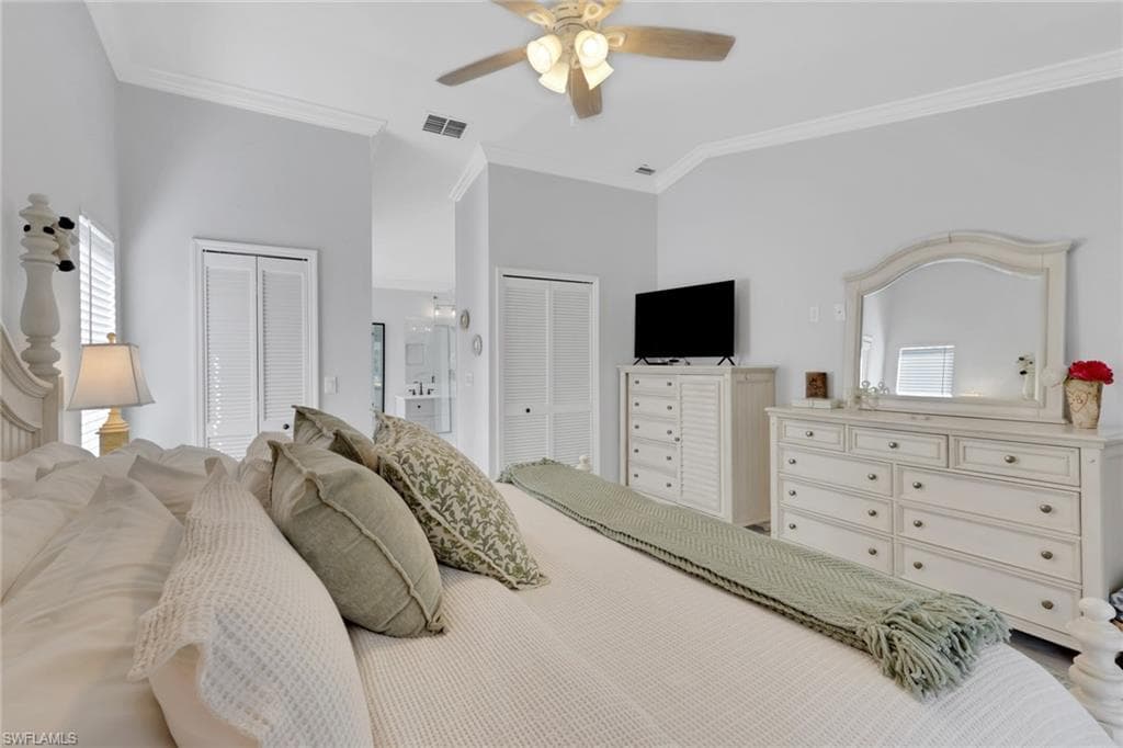 1151 Jardin DR, NAPLES FL 34104-13