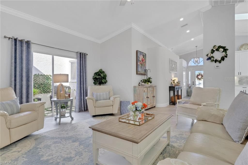 1151 Jardin DR, NAPLES FL 34104-10