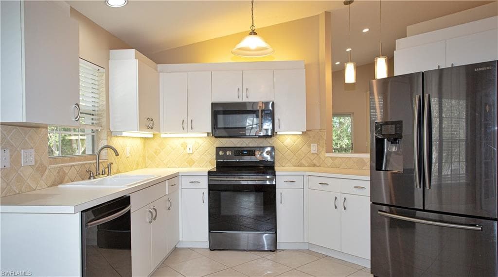 3765 Fieldstone BLVD # 1304, NAPLES FL 34109-11