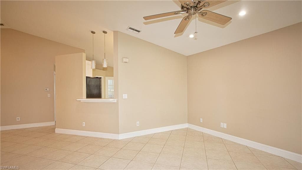 3765 Fieldstone BLVD # 1304, NAPLES FL 34109-18