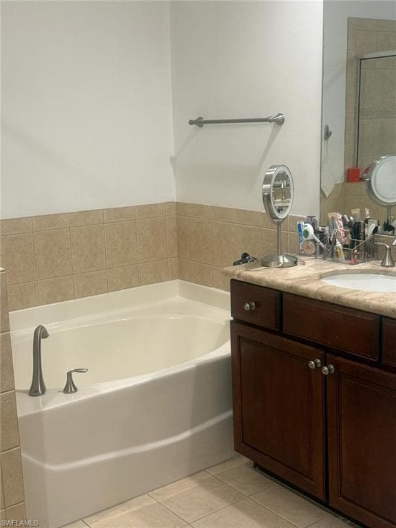 10220 Olivewood WAY # 47, ESTERO FL 33928-11