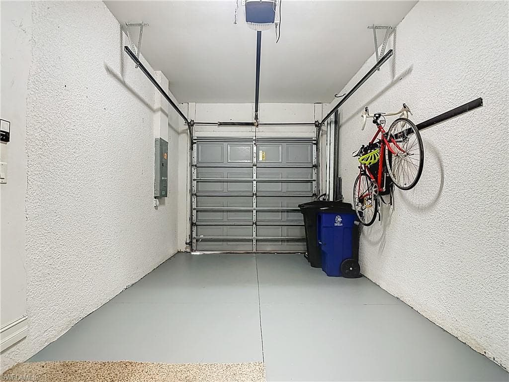 10220 Olivewood WAY # 47, ESTERO FL 33928-23