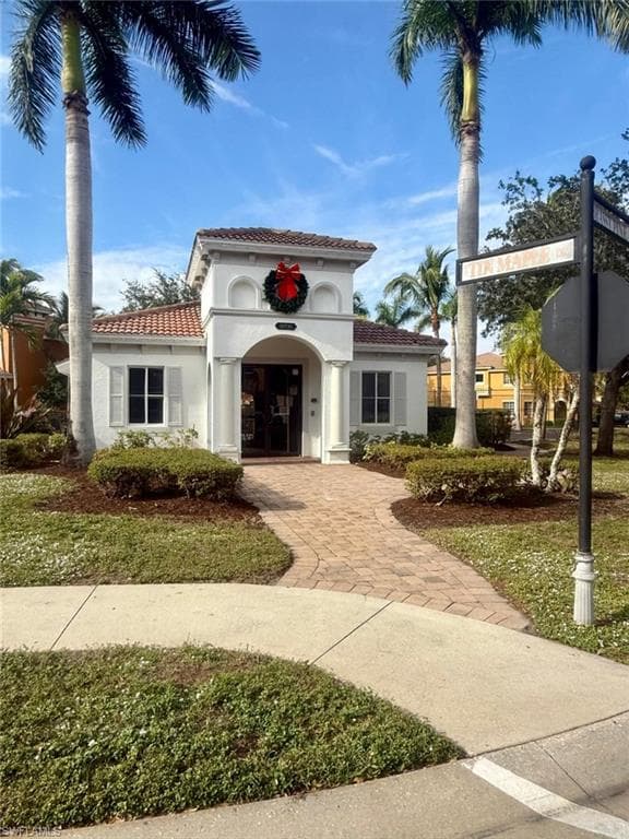 10220 Olivewood WAY # 47, ESTERO FL 33928-33