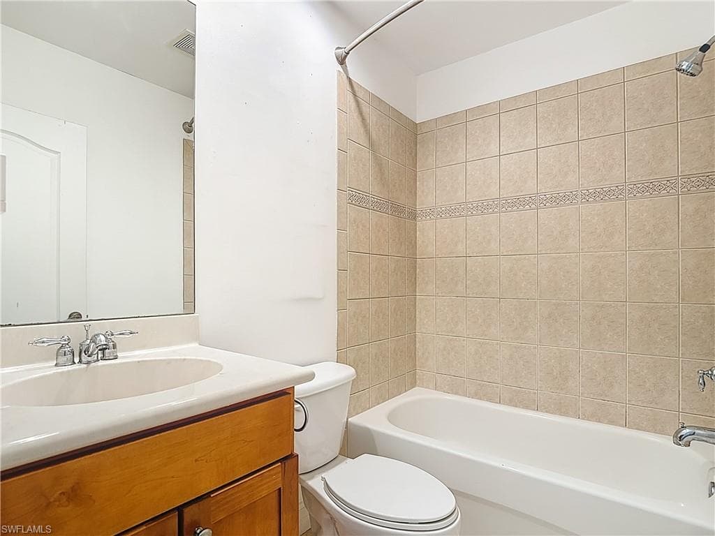 10220 Olivewood WAY # 47, ESTERO FL 33928-18