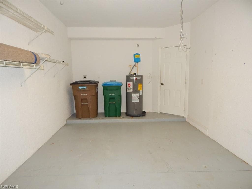 1334 Weeping Willow CT-23