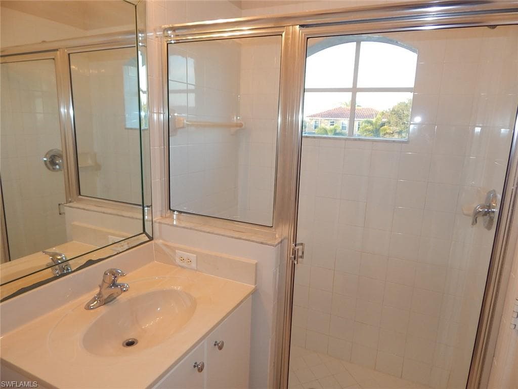 1334 Weeping Willow CT-13