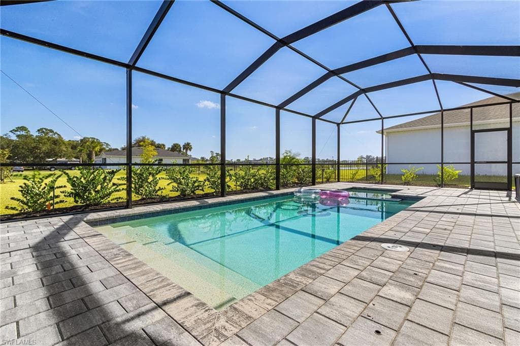 17624 Saddleback LOOP, NORTH FORT MYERS FL 33917-21