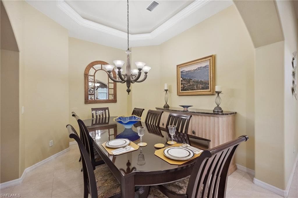 10748 Fieldfair DR, NAPLES FL 34119-11