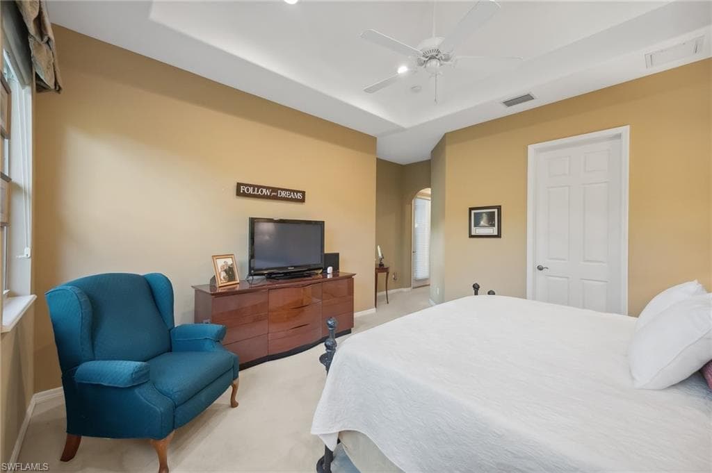 10748 Fieldfair DR, NAPLES FL 34119-19