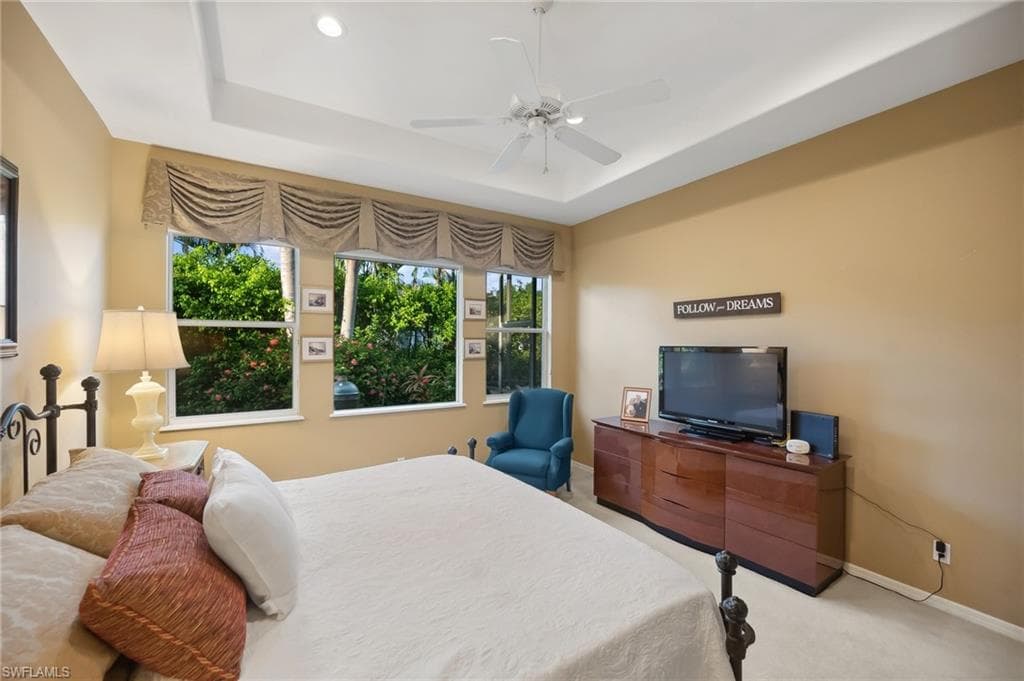 10748 Fieldfair DR, NAPLES FL 34119-18