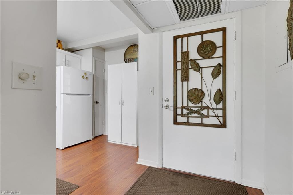 1084 Forest Lakes DR # 7304, NAPLES FL 34105-1