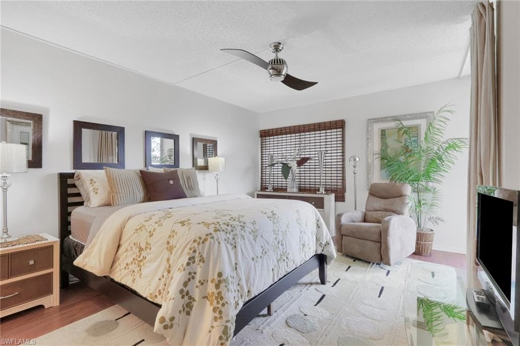 1084 Forest Lakes DR # 7304, NAPLES FL 34105-13