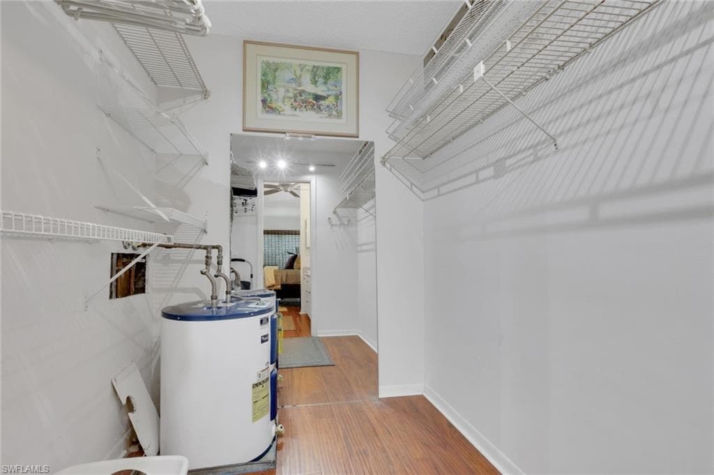 1084 Forest Lakes DR # 7304, NAPLES FL 34105-18